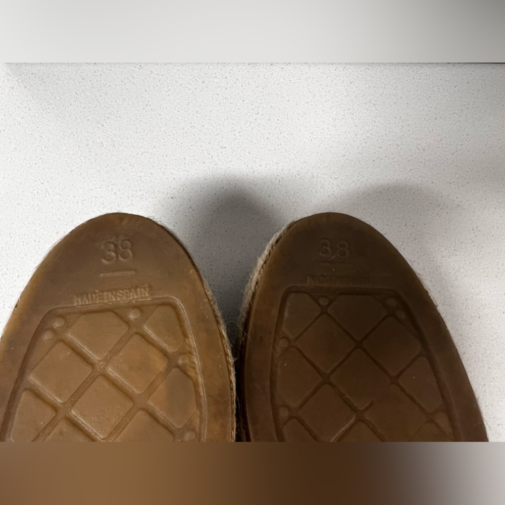 CHANEL Black Lambskin Leather Espadrilles Size 38 - Picture 5 of 7